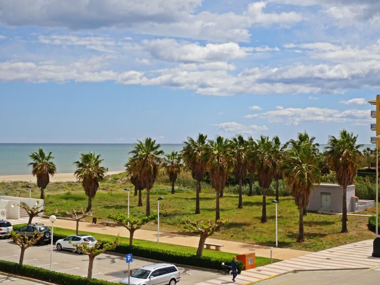 Neptuno Apartamento - Frente A La Playa Daimus Exterior photo
